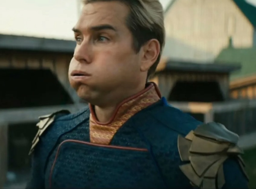 Homelander waiting